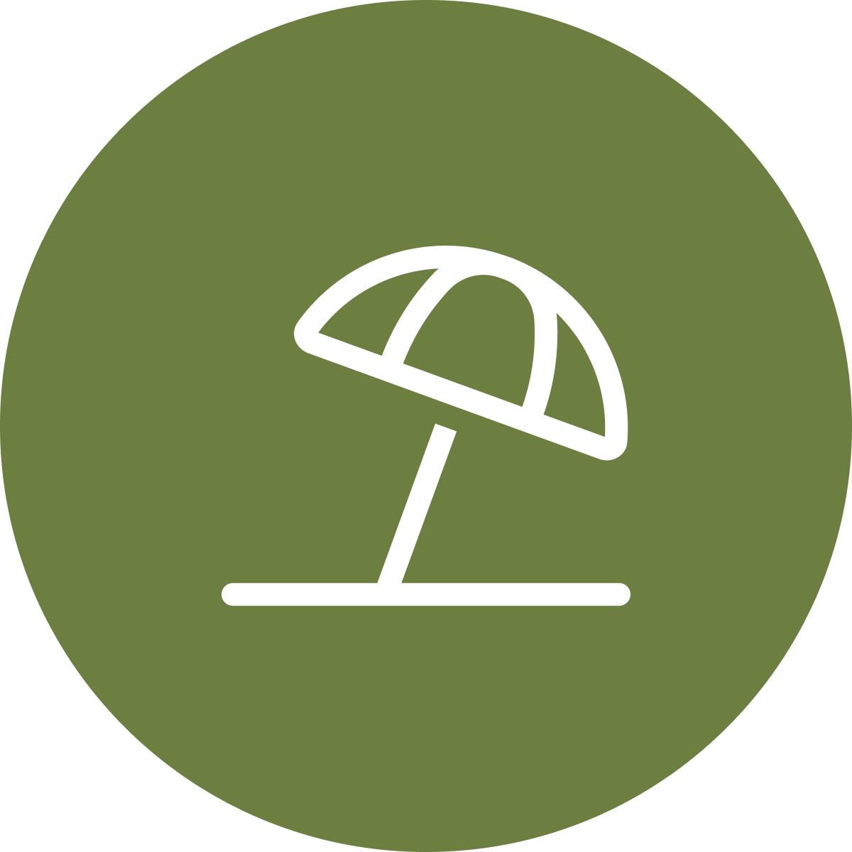 Beach umbrella icon